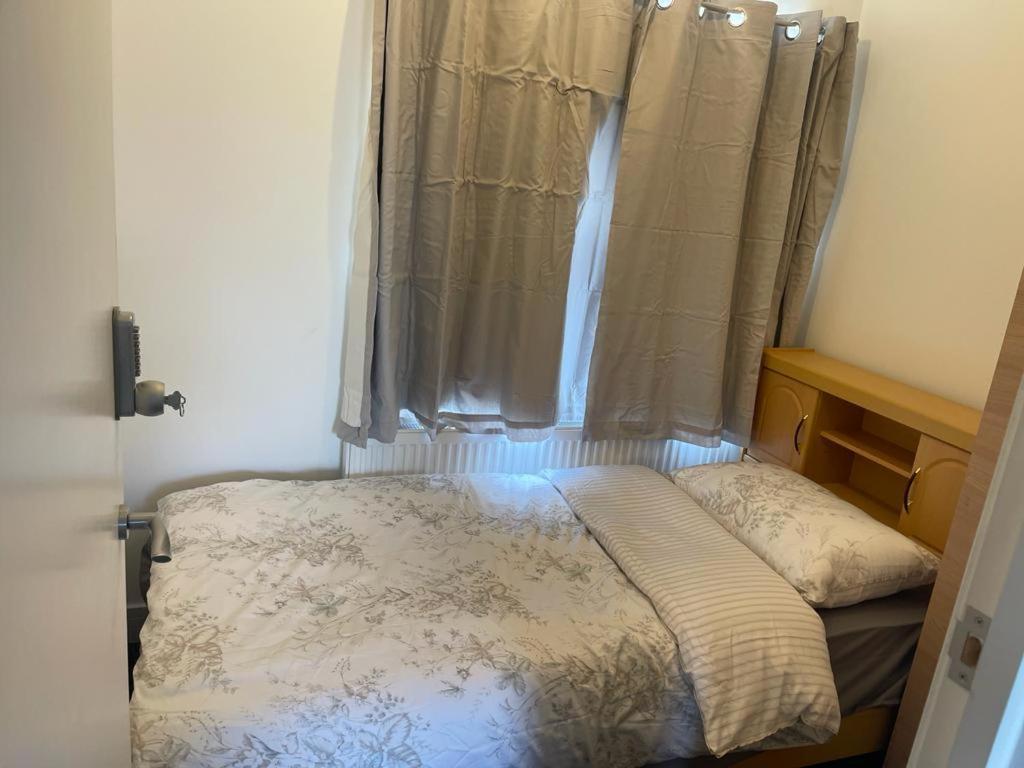 Rahal Ilford Apartment Luaran gambar